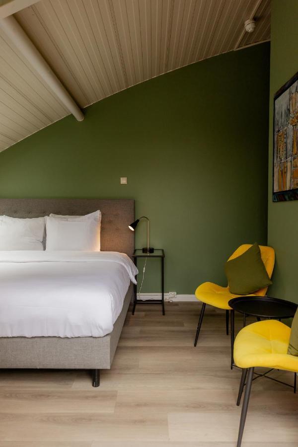 FLOATS by H2OTEL Rotterdam Exterior photo